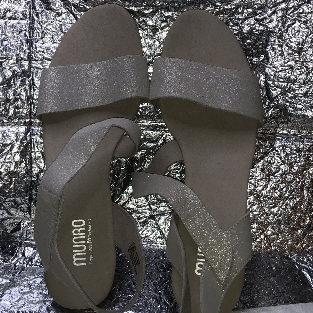 Munro Metallic Gray Glitter Strap Women's Sandals